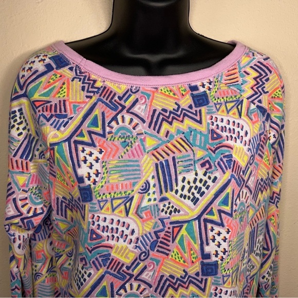 LARGE XHILIRATION COLORFUL GEOMETRIC PRINT LONG SLEEVE TOP GEOMETRICAL - Picture 4 of 12